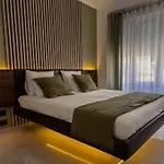 Comfy Stylish Stay In Malaga